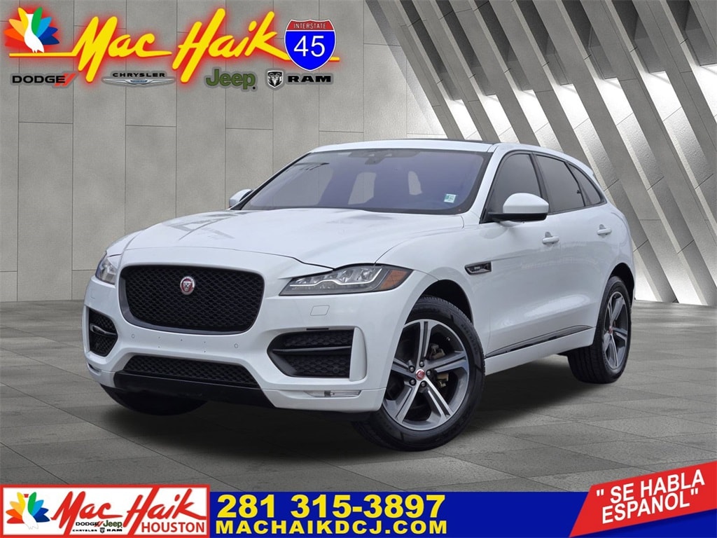 2017 Jaguar F-Pace R-Sport's photo