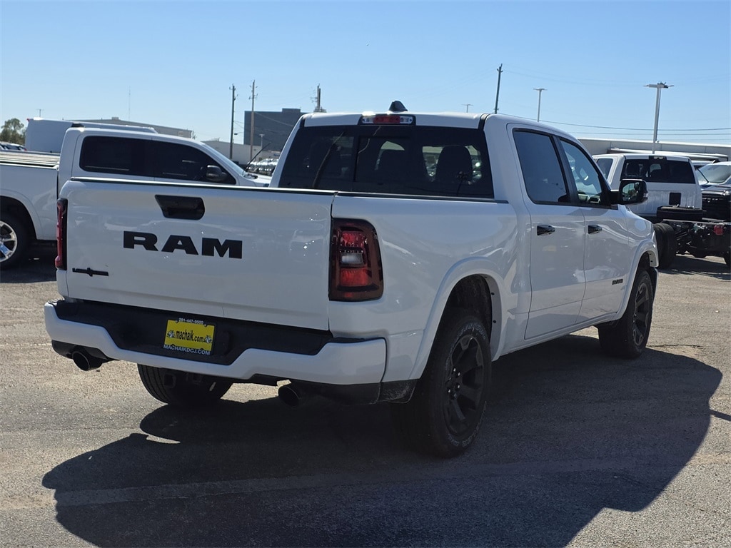 New 2026 Ram 1500 LONE STAR CREW CAB 4X2 5'7 BOX Pickup