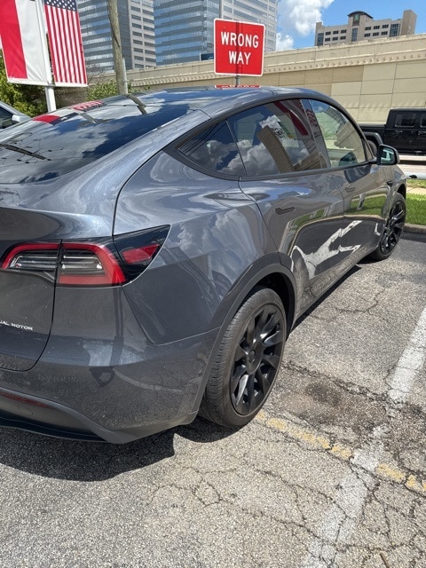 Used 2022 Tesla Model Y Long Range with VIN 7SAYGDEE1NA020552 for sale in Northfield, Minnesota