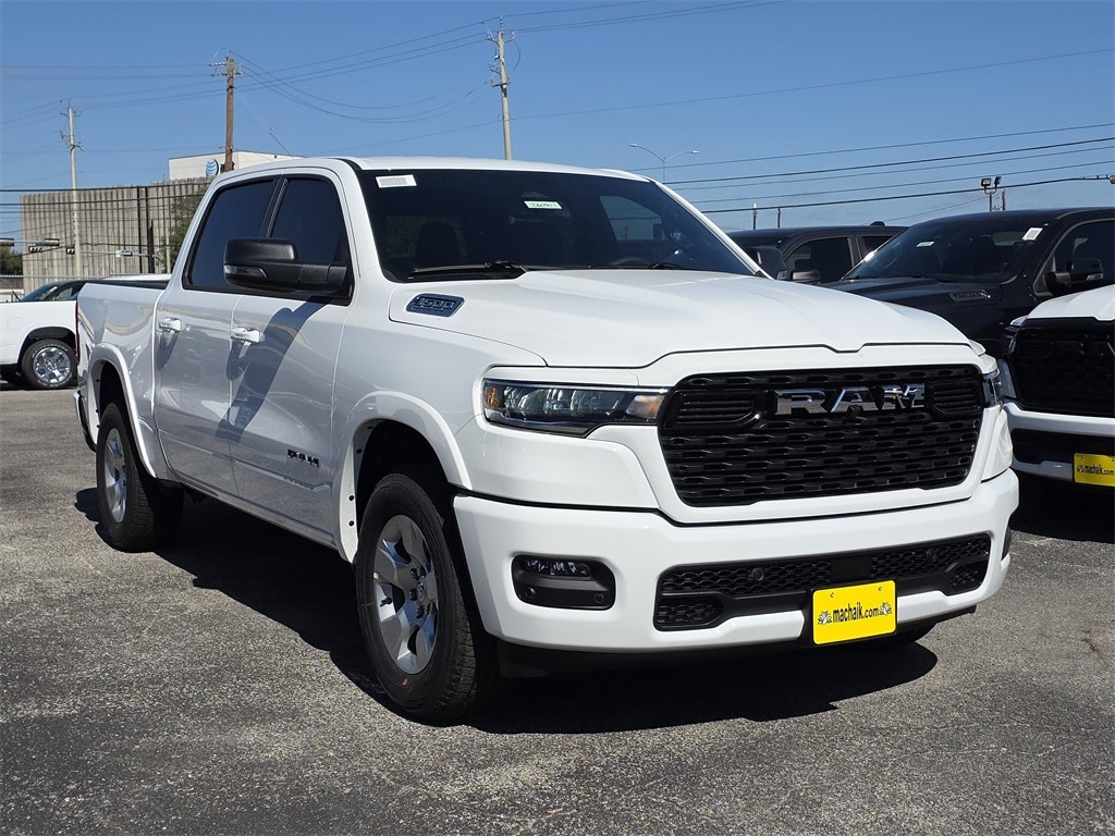 New 2026 Ram 1500 LONE STAR CREW CAB 4X2 5'7 BOX Pickup