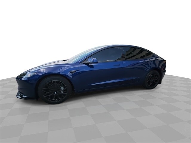 2025 Tesla Model 3 Long Range photo 4