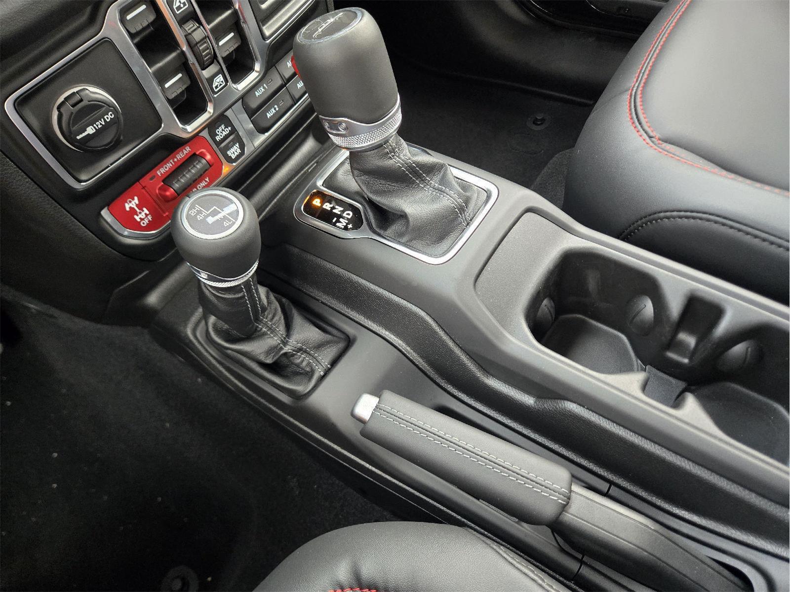 2025 Jeep Gladiator Rubicon - Photo 29