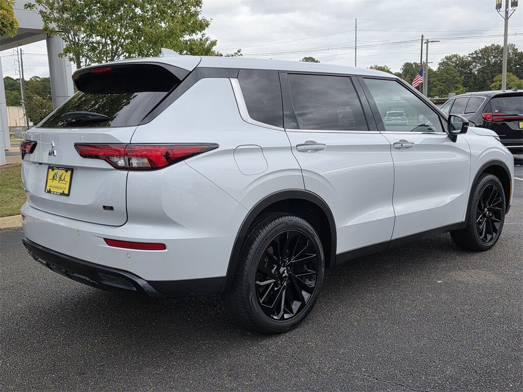 Used 2024 Mitsubishi Outlander SUV