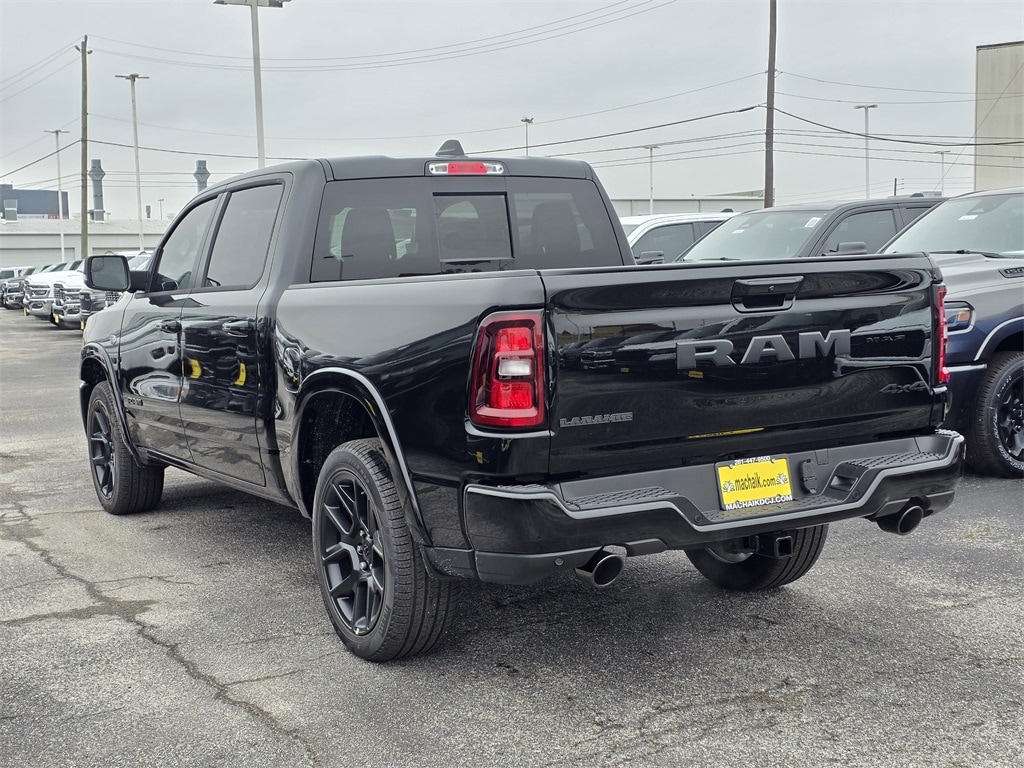 New 2026 Ram 1500 LARAMIE CREW CAB 4X4 5'7 BOX Pickup