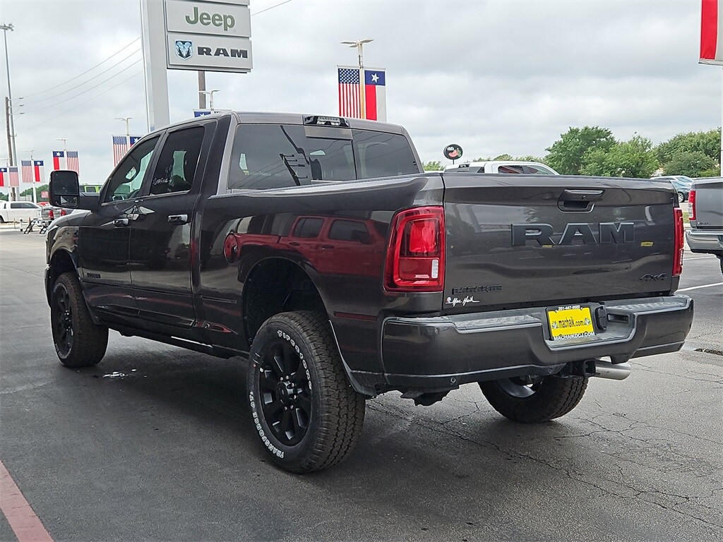 2025 Ram 2500 Laramie photo 4