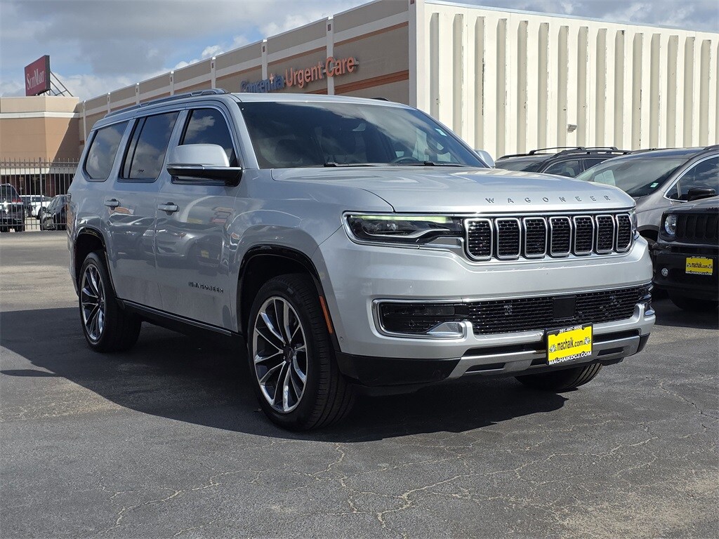 2022 Jeep Wagoneer Series III photo 2