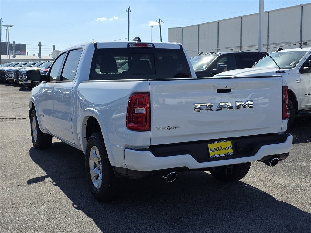 New 2026 Ram 1500 LONE STAR CREW CAB 4X2 5'7 BOX Pickup
