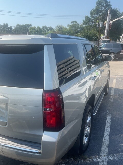 2016 Chevrolet Tahoe LTZ photo 2