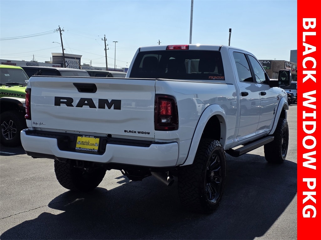 New 2025 Ram 2500 BIG HORN CREW CAB 4X4 6'4 BOX Pickup