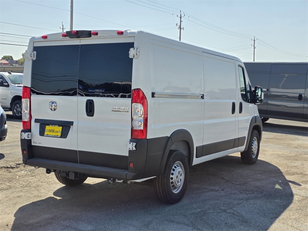 New 2025 Ram ProMaster PROMASTER 2500 TRADESMAN CARGO VAN LOW ROOF 136' W Cargo Van