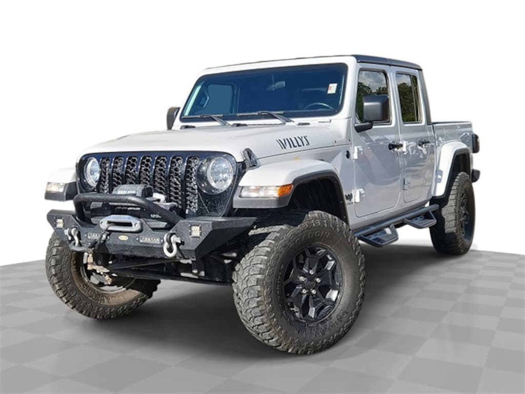 Used 2023 Jeep Gladiator Willys Truck