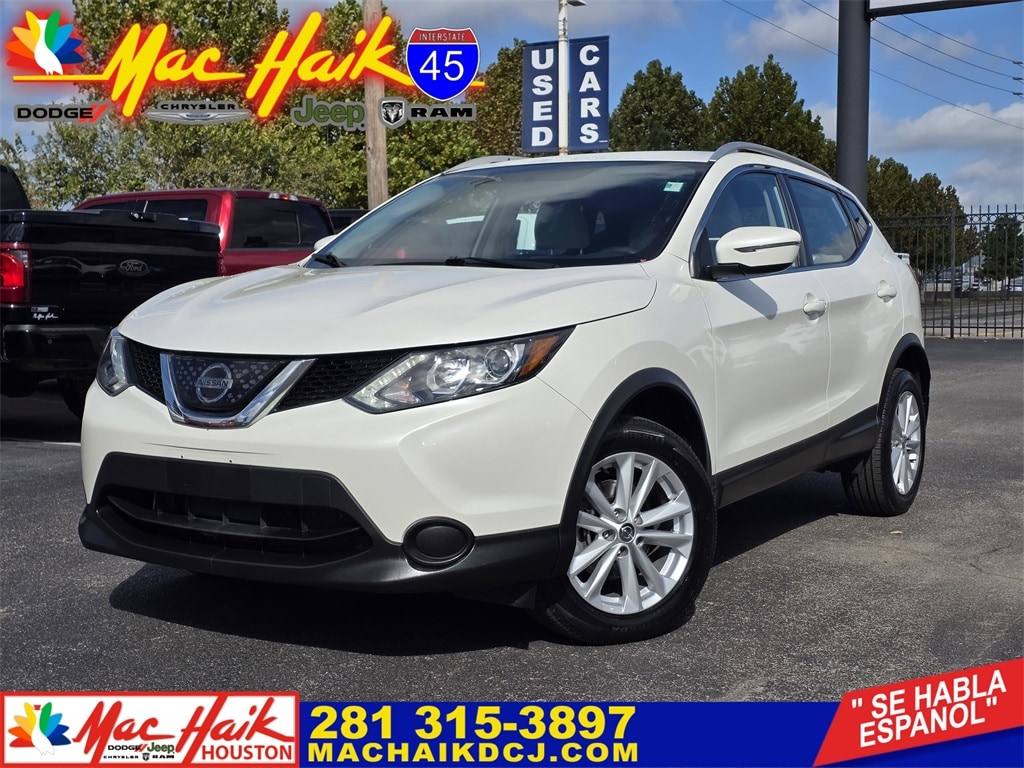 2018 Nissan Rogue Sport SV
