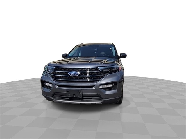 2021 Ford Explorer XLT photo 3