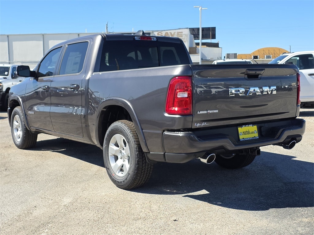 New 2026 Ram 1500 LONE STAR CREW CAB 4X2 5'7 BOX Pickup