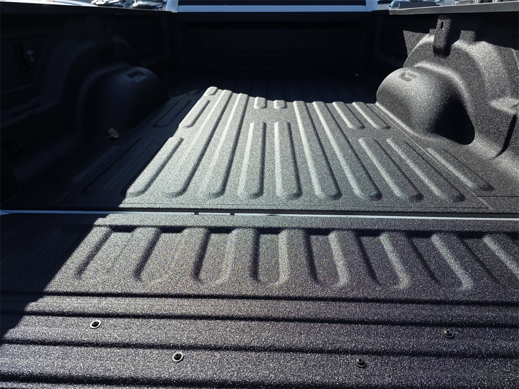 New 2026 Ram 2500 TRADESMAN CREW CAB 4X2 8' BOX Pickup