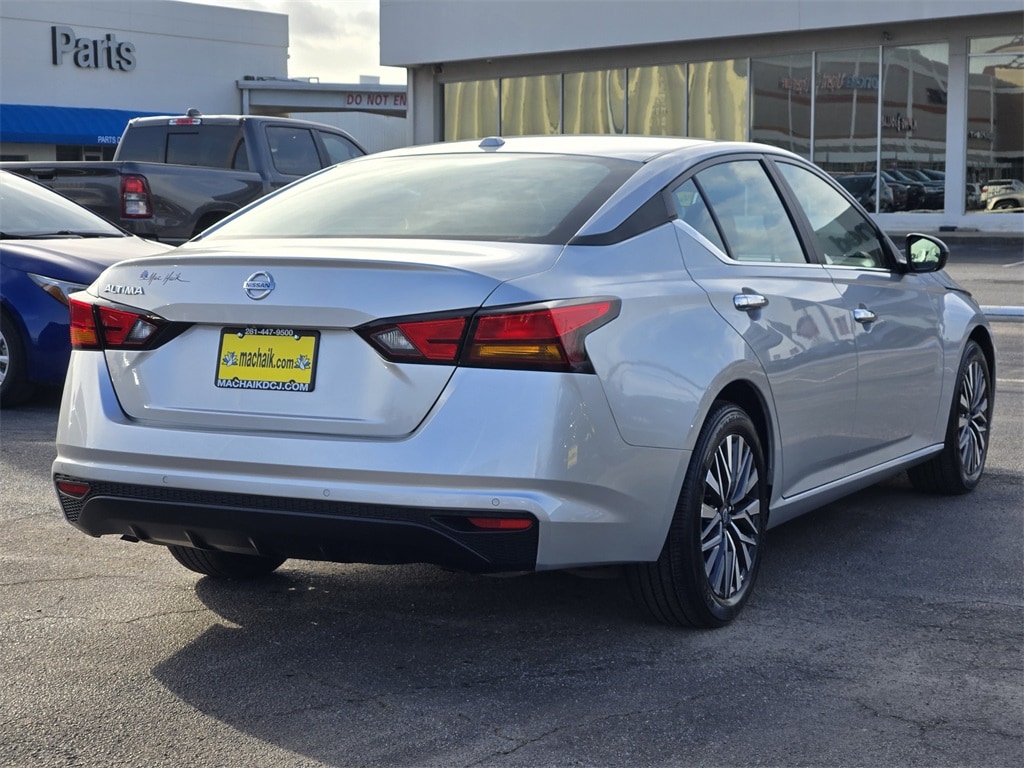 Used 2025 Nissan Altima 2.5 SV Sedan
