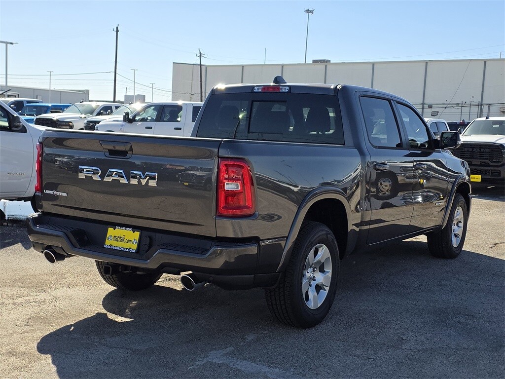 New 2026 Ram 1500 LONE STAR CREW CAB 4X2 5'7 BOX Pickup
