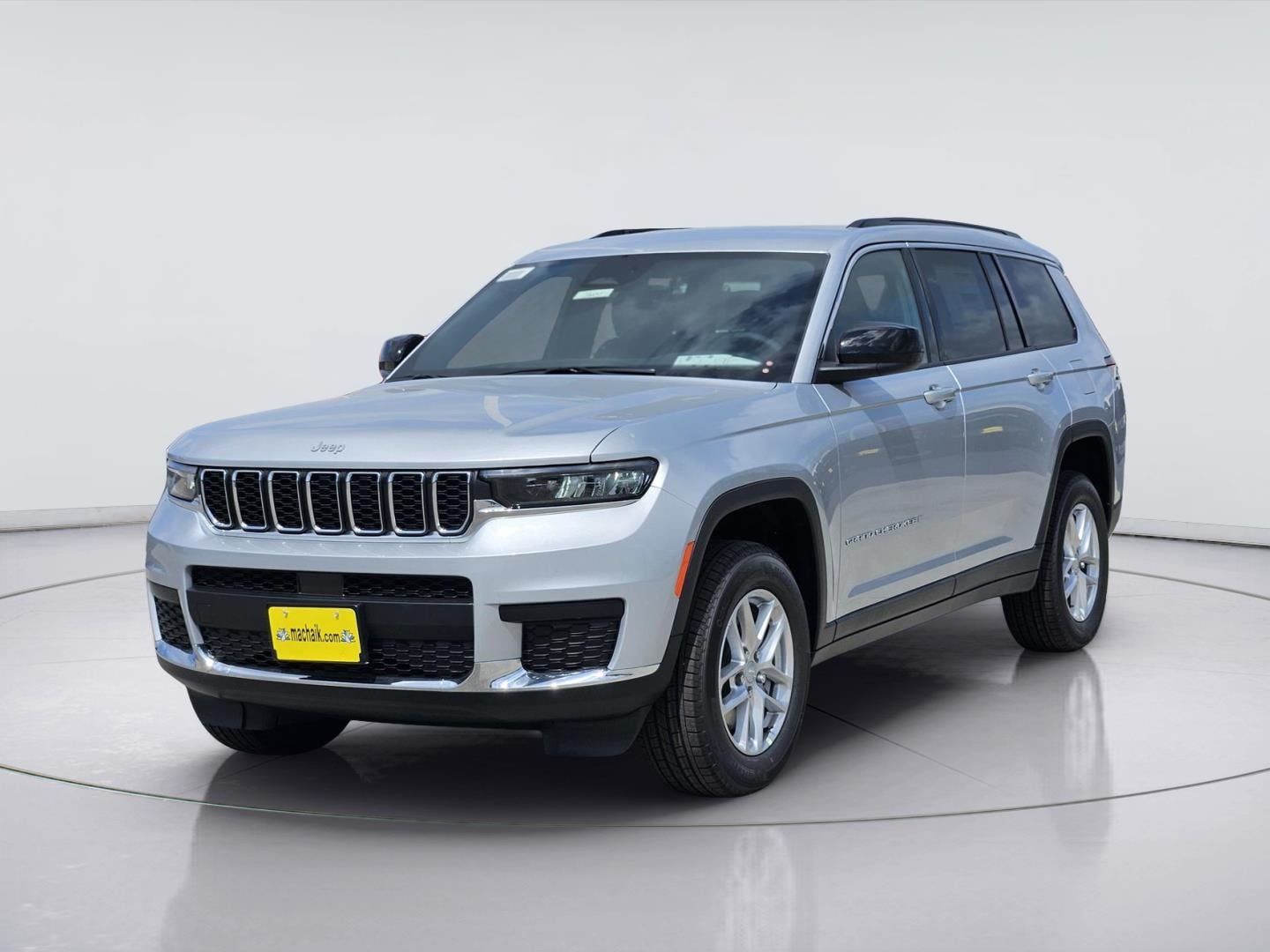 New 2026 Jeep Grand Cherokee L Laredo