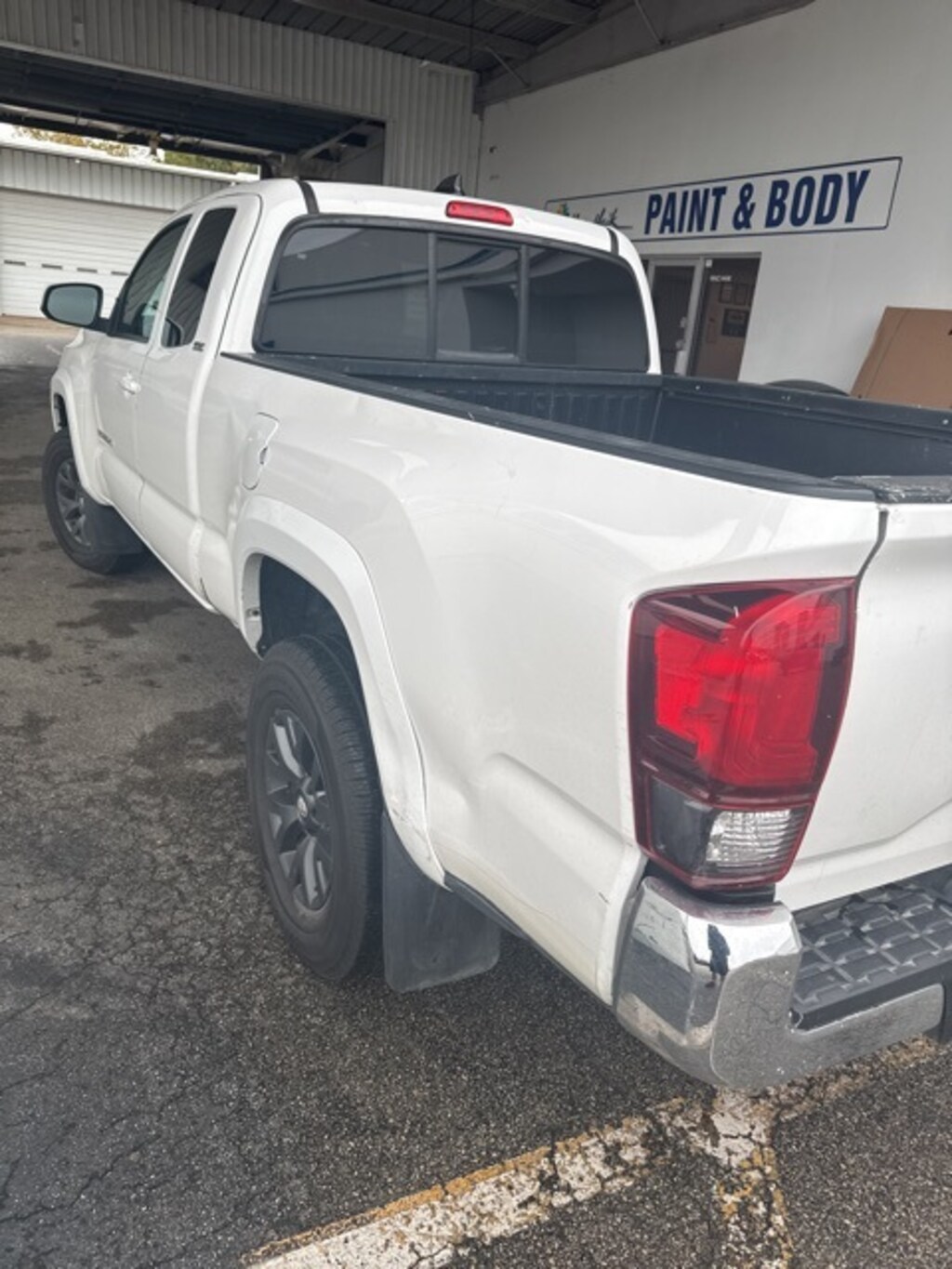 Used 2022 Toyota Tacoma SR5 Truck