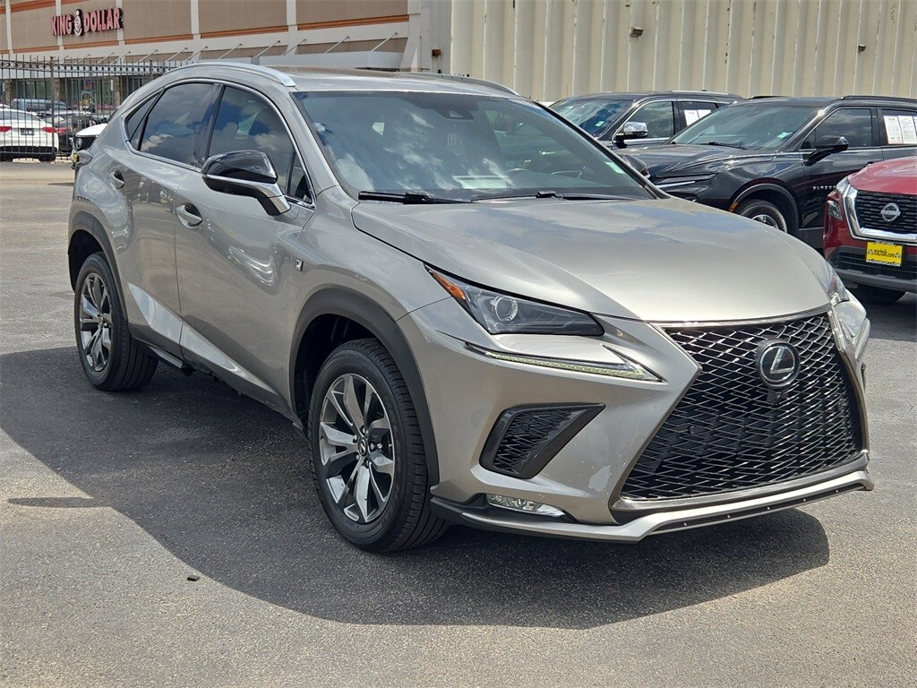 2021 Lexus NX 300 F SPORT photo 3