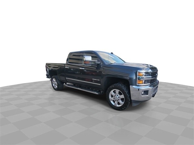 2017 Chevrolet Silverado 2500HD LTZ photo 2