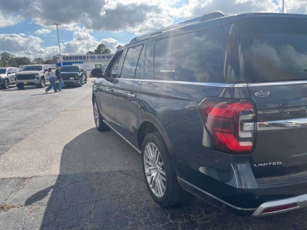 Used 2022 Ford Expedition Max Limited SUV