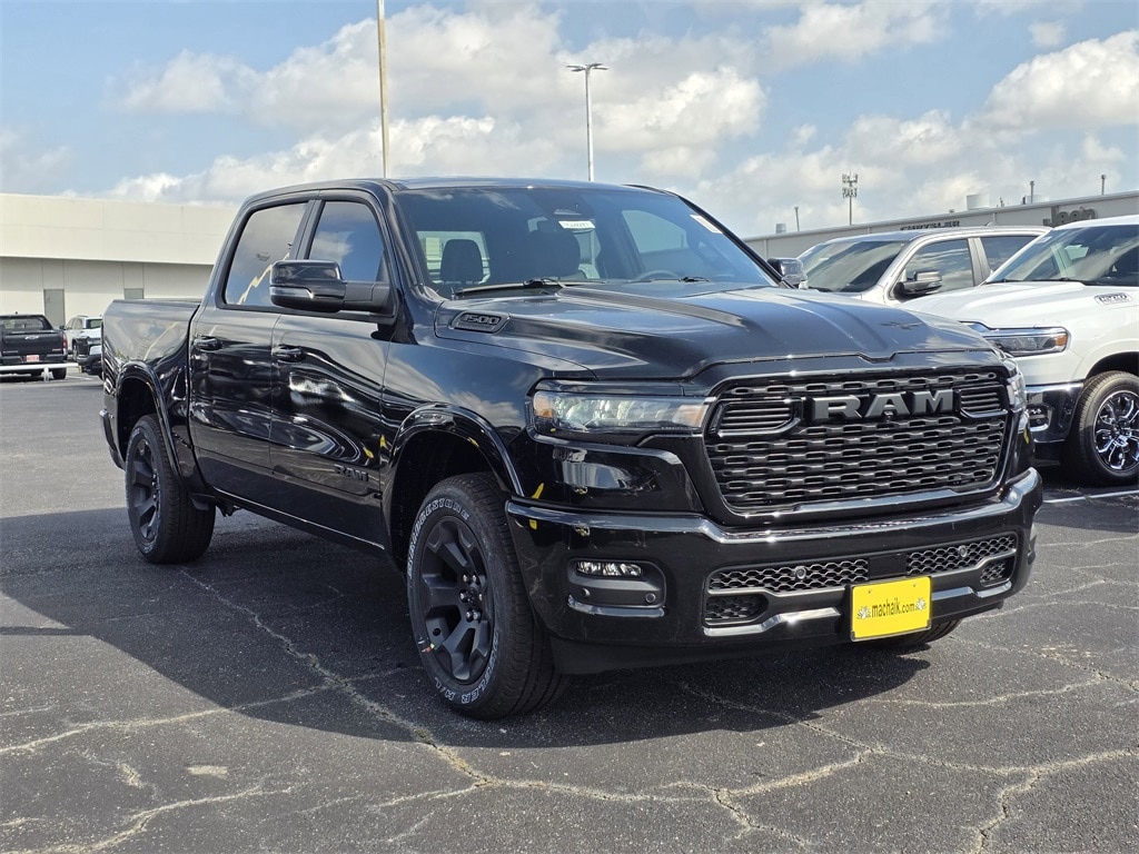 New 2026 Ram 1500 LONE STAR CREW CAB 4X2 5'7 BOX Pickup