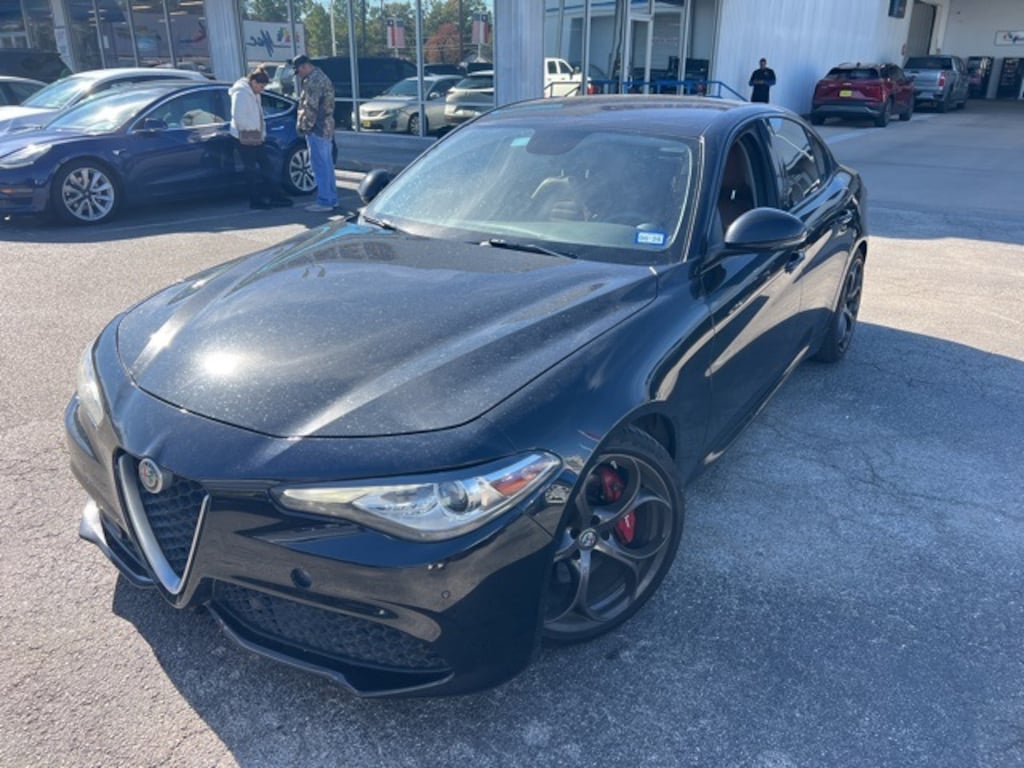 Used 2018 Alfa Romeo Giulia Ti Sedan
