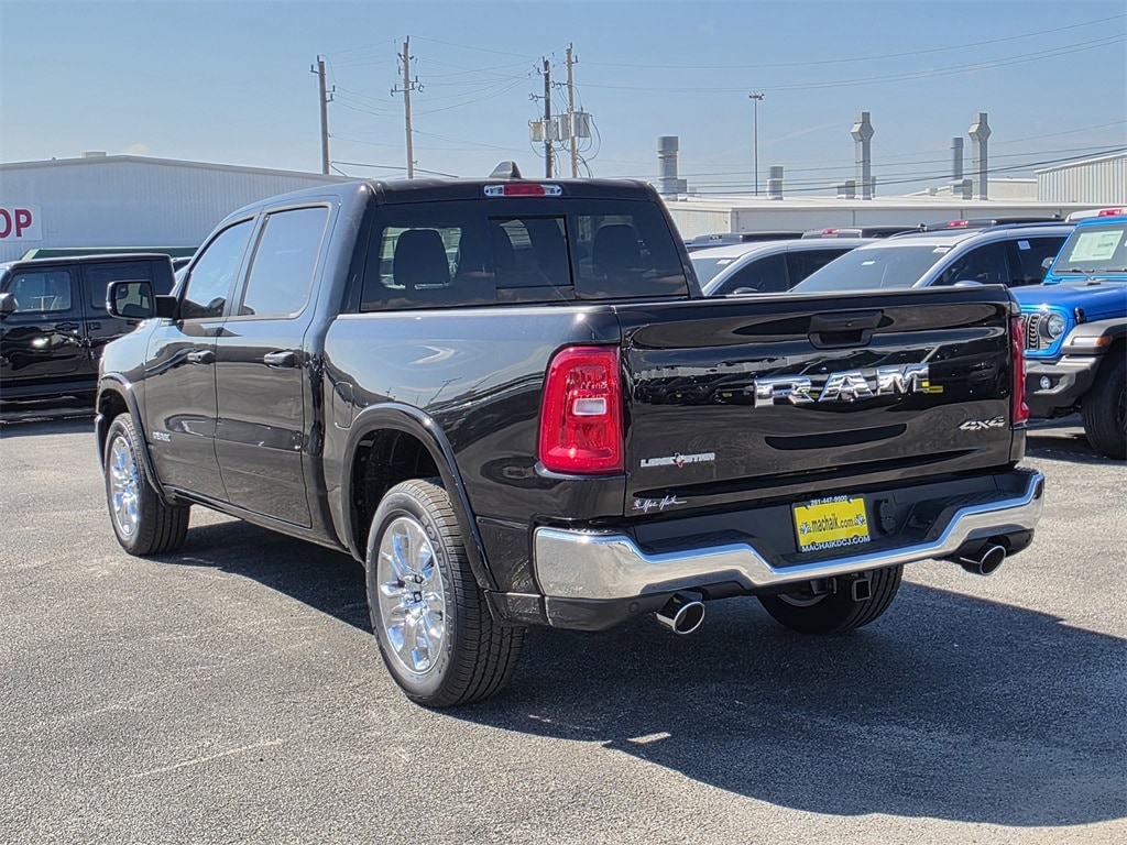 New 2026 Ram 1500 LONE STAR CREW CAB 4X4 5'7 BOX Pickup