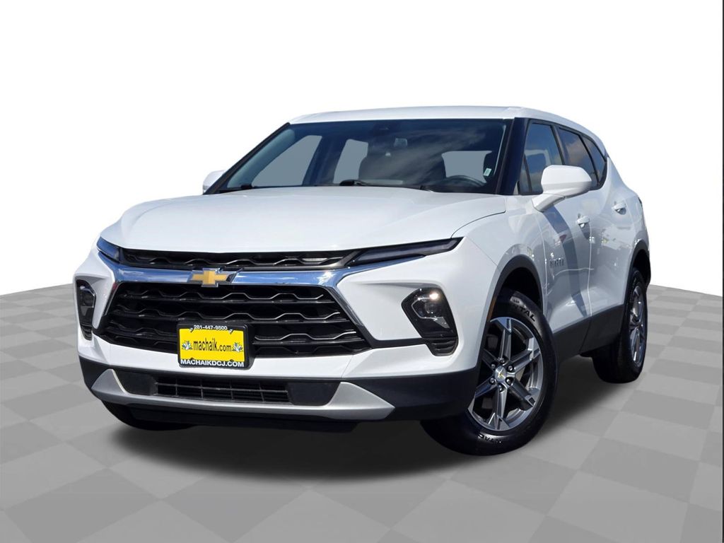 2025 Chevrolet Blazer 2.0T 2LT AWD's photo