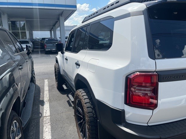 2025 Toyota Land Cruiser Base photo 3