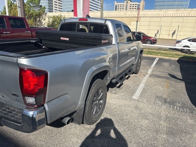 2023 Toyota Tacoma SR5 photo 2