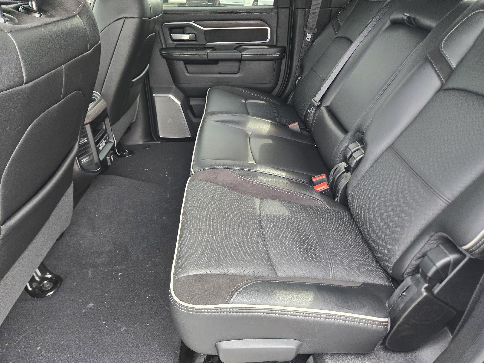 2025 RAM Ram 2500 Pickup Laramie - Photo 20