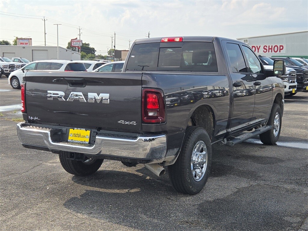 2026 Ram 2500 Tradesman photo 2