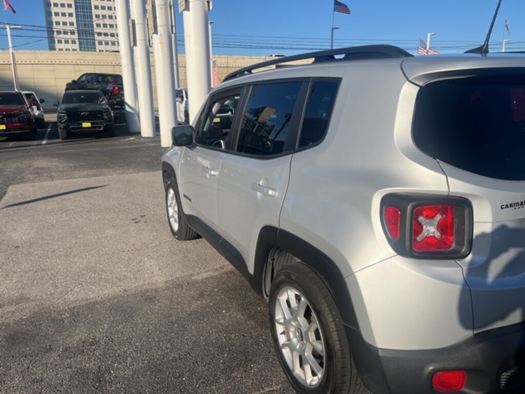 Used 2020 Jeep Renegade Latitude SUV