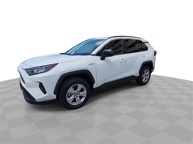 2021 Toyota RAV4 Hybrid LE photo 3