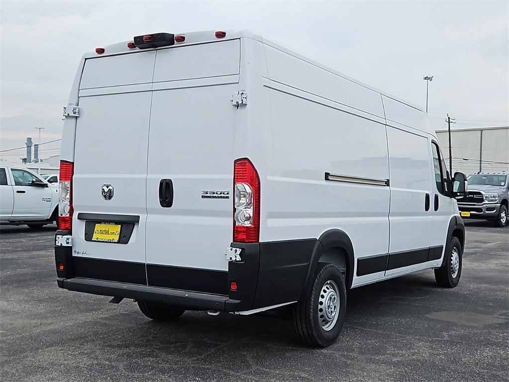 New 2024 Ram ProMaster PROMASTER 3500 SLT CARGO VAN HIGH ROOF 159' WB EXT Cargo Van