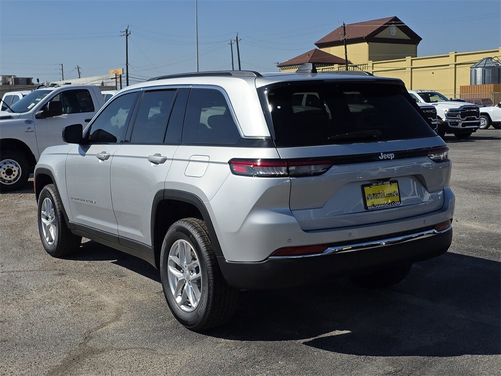 New 2025 Jeep Grand Cherokee LAREDO X 4X2 Sport Utility