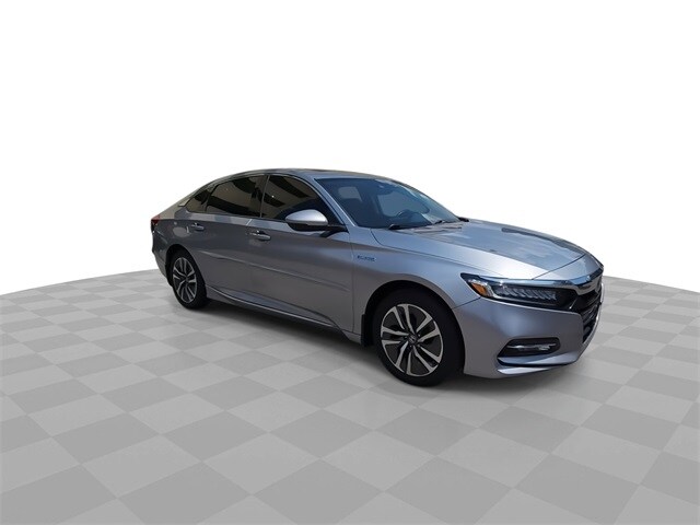 2018 Honda Accord Hybrid Touring photo 2