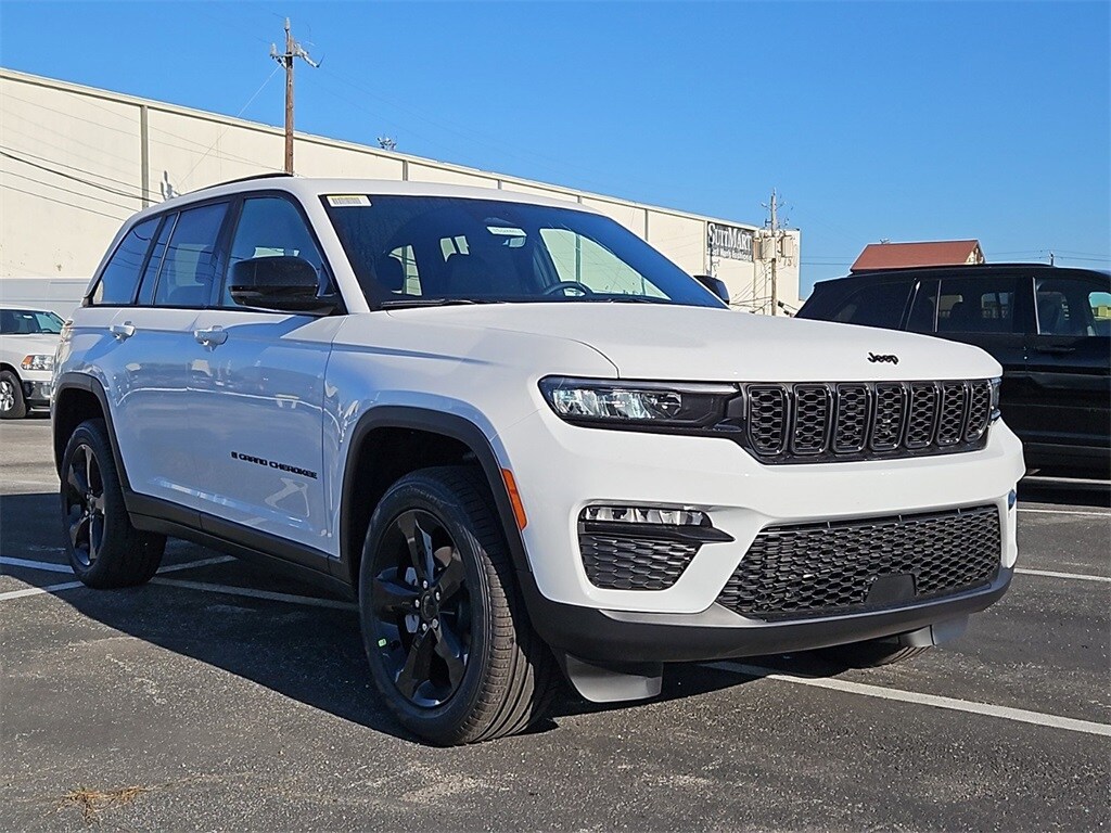2025 Jeep Grand Cherokee Limited photo 2