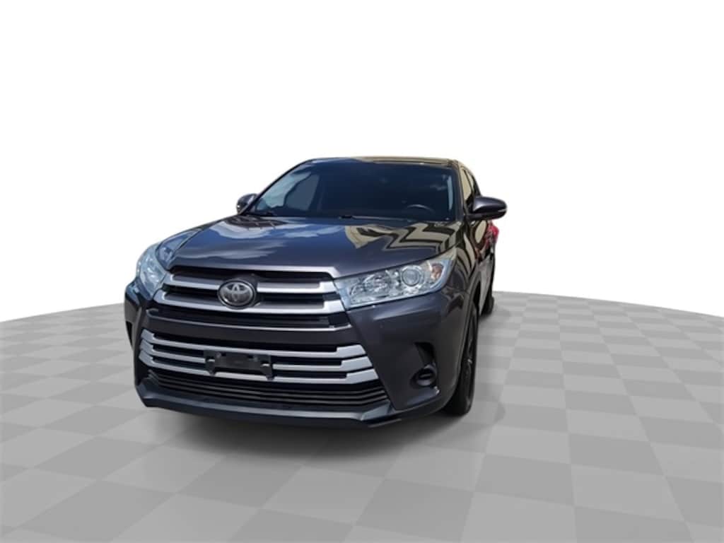 Used 2019 Toyota Highlander LE SUV