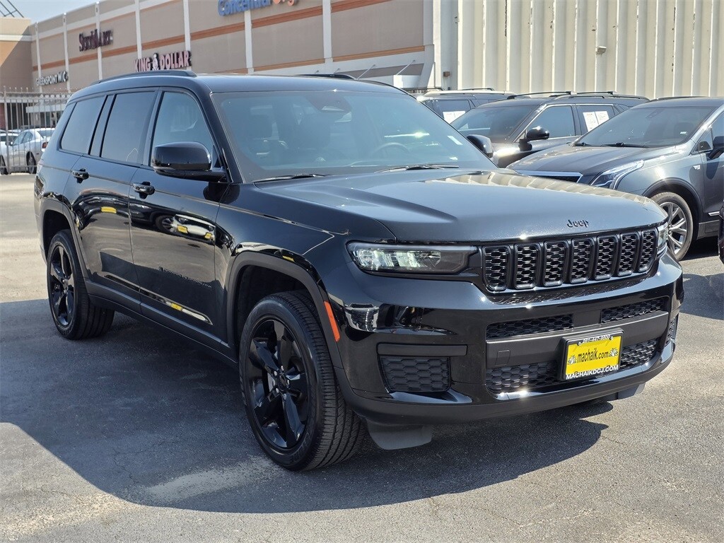2024 Jeep Grand Cherokee Altitude X photo 2