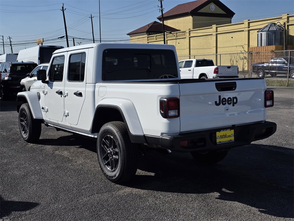 New 2025 Jeep Gladiator SPORT S 4X4 Pickup