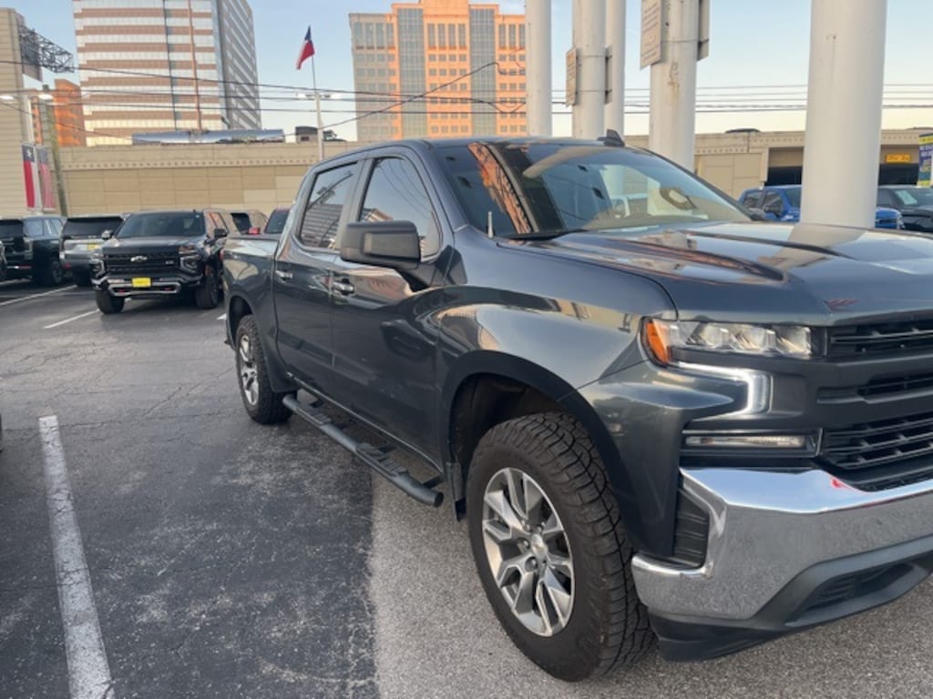 Used 2021 Chevrolet Silverado 1500 LT Truck