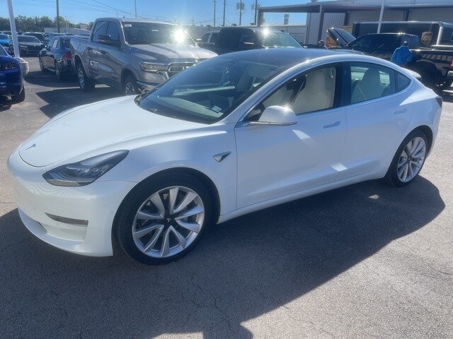 2019 Tesla Model 3 Long Range photo 4