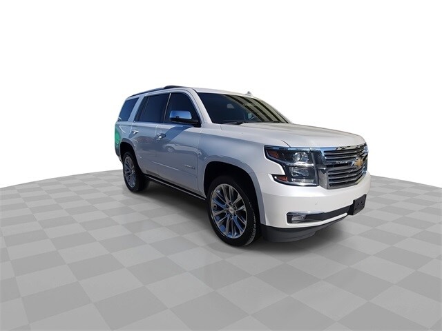 2019 Chevrolet Tahoe Premier photo 2