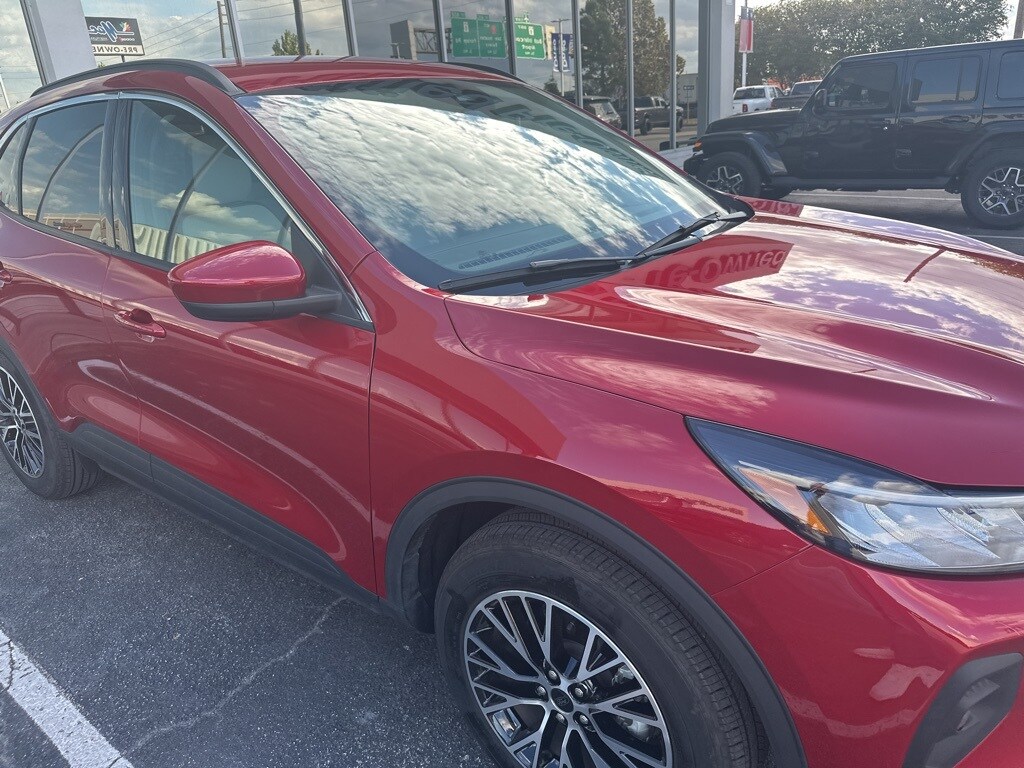 2024 Ford Escape Plug-In Hybrid Base photo 2