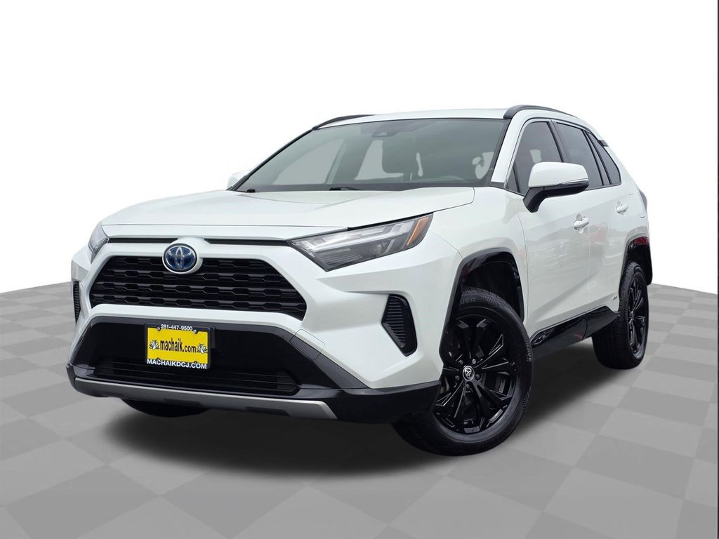 2022 Toyota RAV4 Hybrid SE AWD's photo
