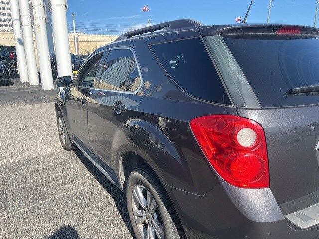 2014 Chevrolet Equinox LT photo 2