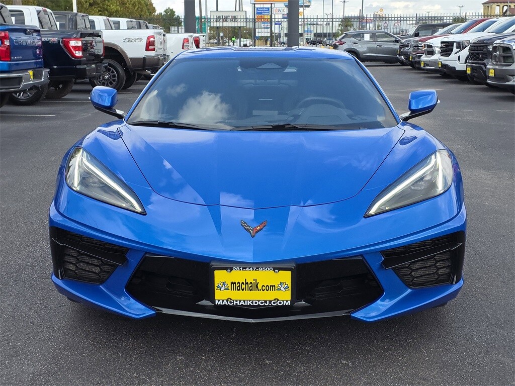 2025 Chevrolet Corvette Stingray 1LT photo 2